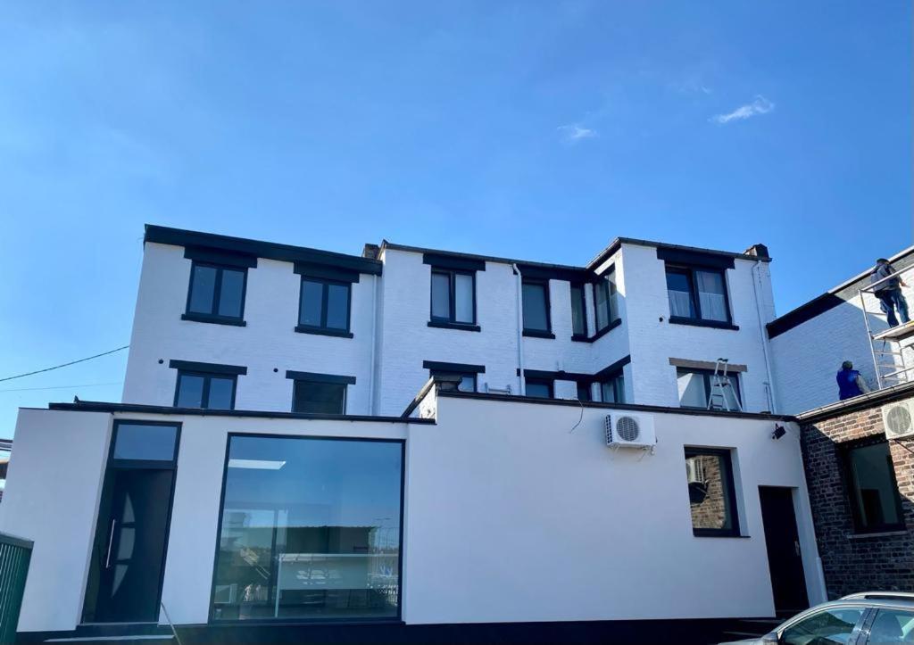 Fenetre Sur Le Standard De Liege Appartement Ougree Buitenkant foto
